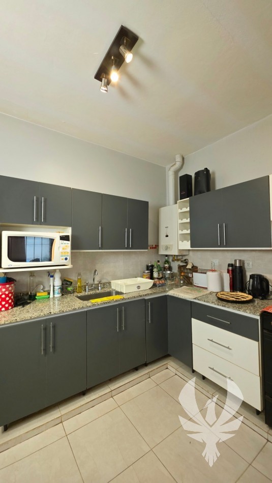 CASA DE 2 DORMITORIOS EN VENTA EN ESTACION ALVARADO | MASTER SUITE, QUINCHO Y PISCINA