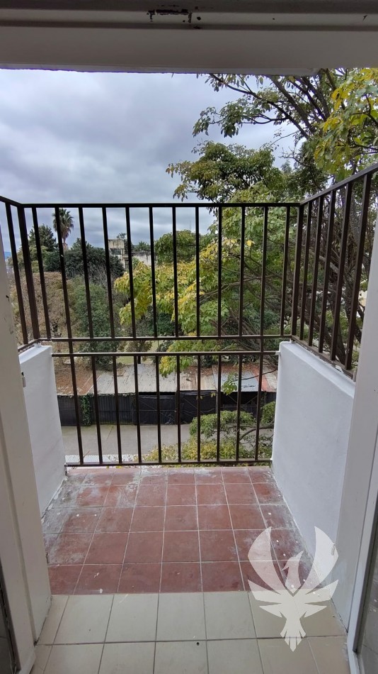 EN VENTA DEPARTAMENTO CON COCHERA CERRADA - BARRIO DON EMILIO, SALTA 