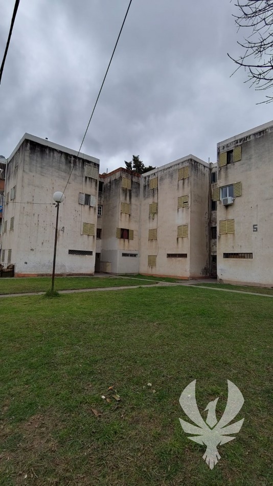 EN VENTA DEPARTAMENTO CON COCHERA CERRADA - BARRIO DON EMILIO, SALTA 
