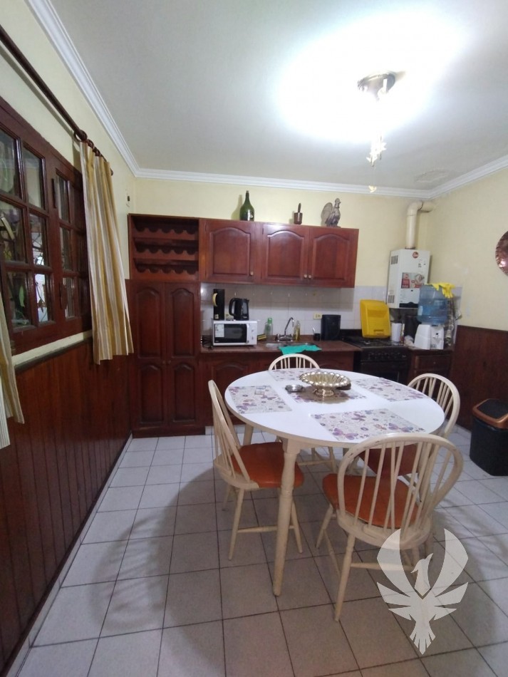DEPATAMENTO EN VENTA - 2 DORMITORIOS + COCHERA