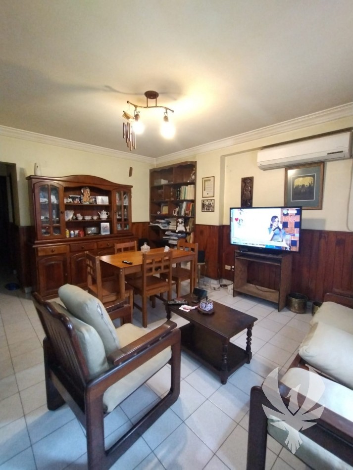 DEPATAMENTO EN VENTA - 2 DORMITORIOS + COCHERA