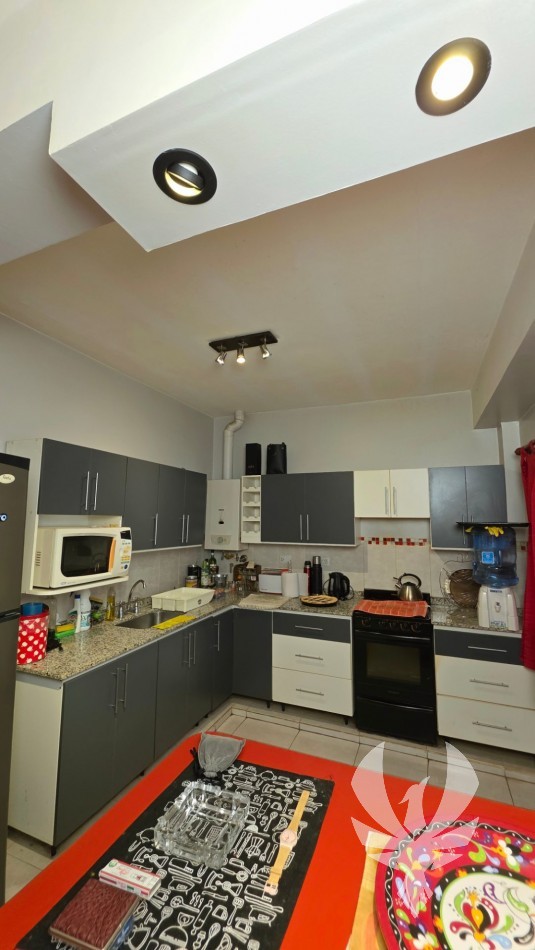 CASA DE 2 DORMITORIOS EN VENTA EN ESTACION ALVARADO | MASTER SUITE, QUINCHO Y PISCINA