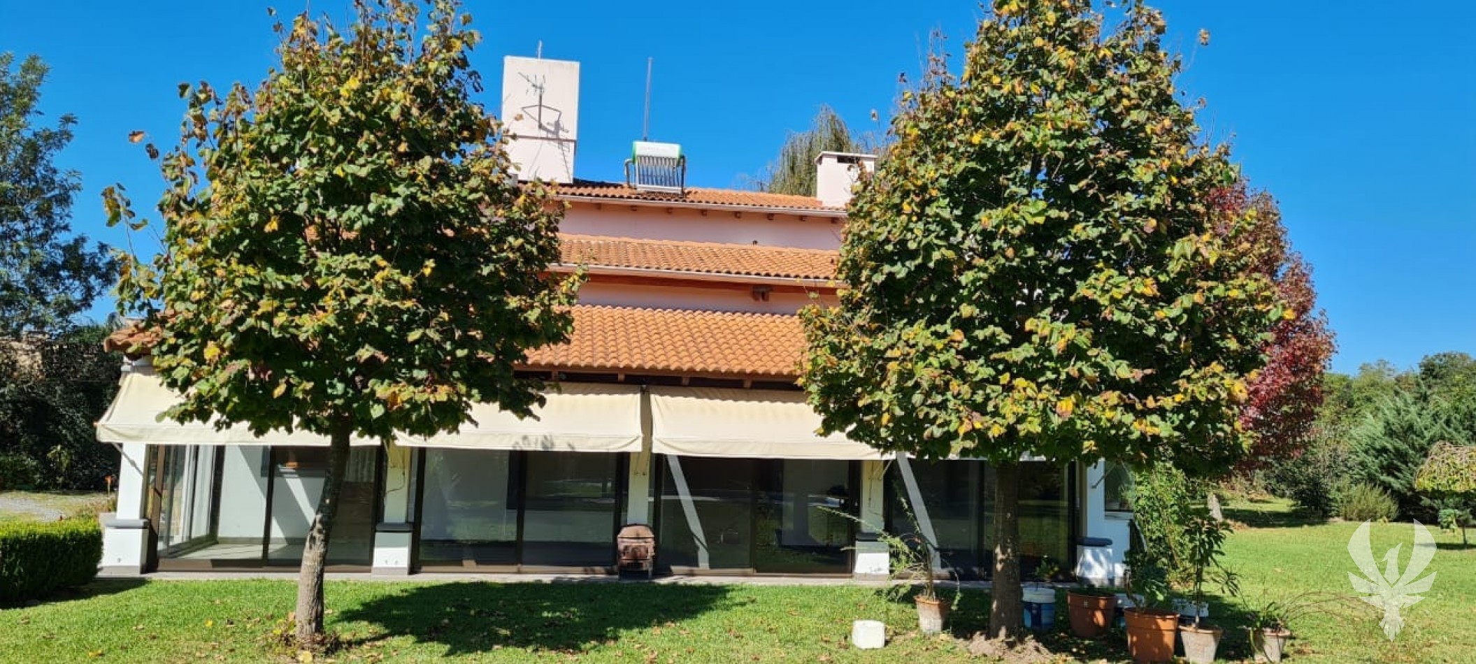 CASA EN VENTA O ALQUILER EN CLUB DE CAMPO SANTA APOLONIA - APTA CREDITO