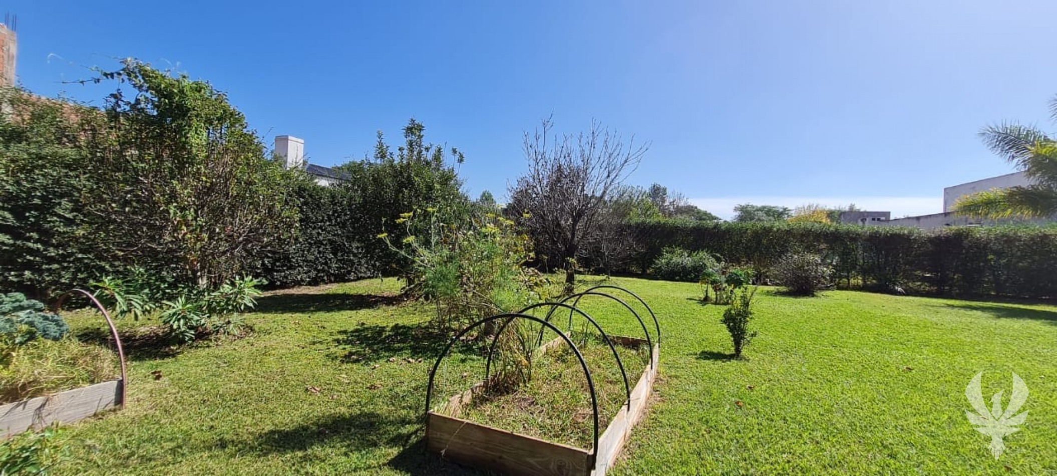 CASA EN VENTA O ALQUILER EN CLUB DE CAMPO SANTA APOLONIA - APTA CREDITO