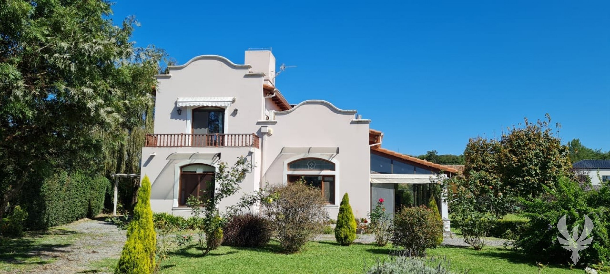 CASA EN VENTA O ALQUILER EN CLUB DE CAMPO SANTA APOLONIA - APTA CREDITO