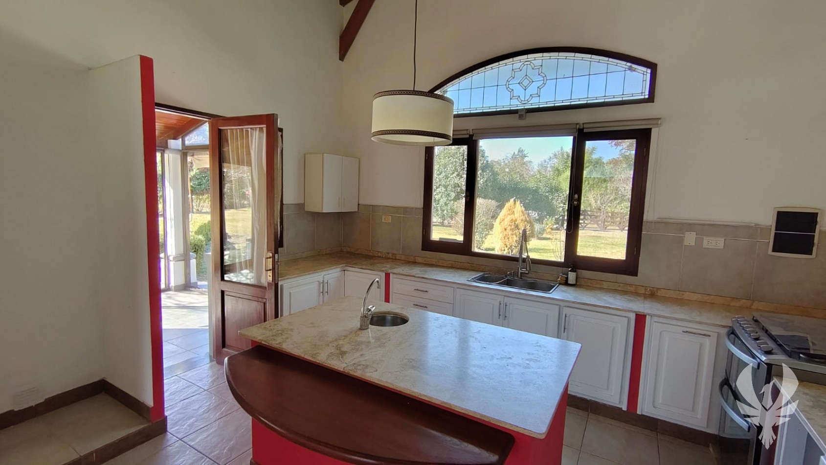 CASA EN VENTA O ALQUILER EN CLUB DE CAMPO SANTA APOLONIA - APTA CREDITO
