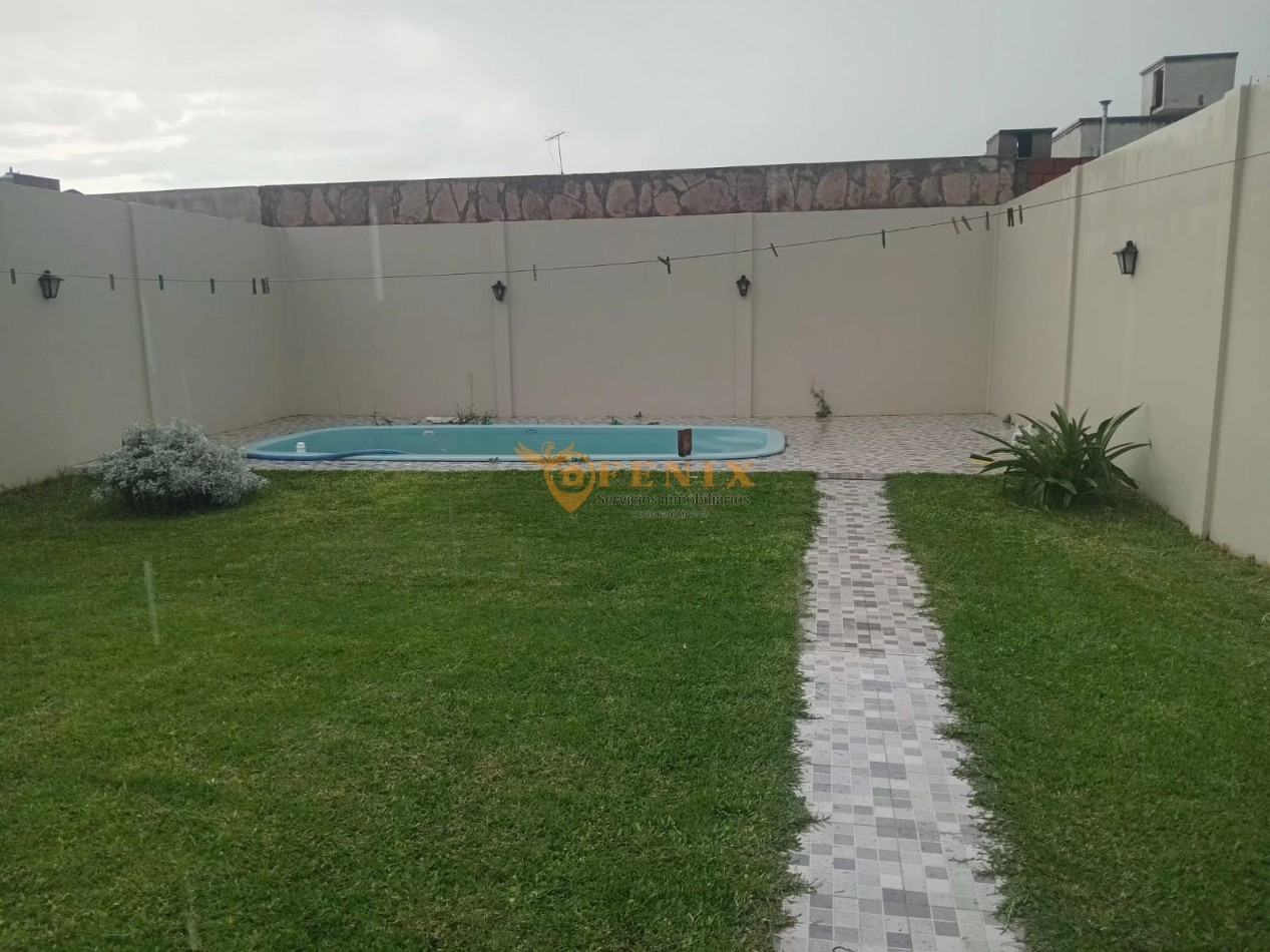 CASA EN VENTA - ESTACION ALVARADO