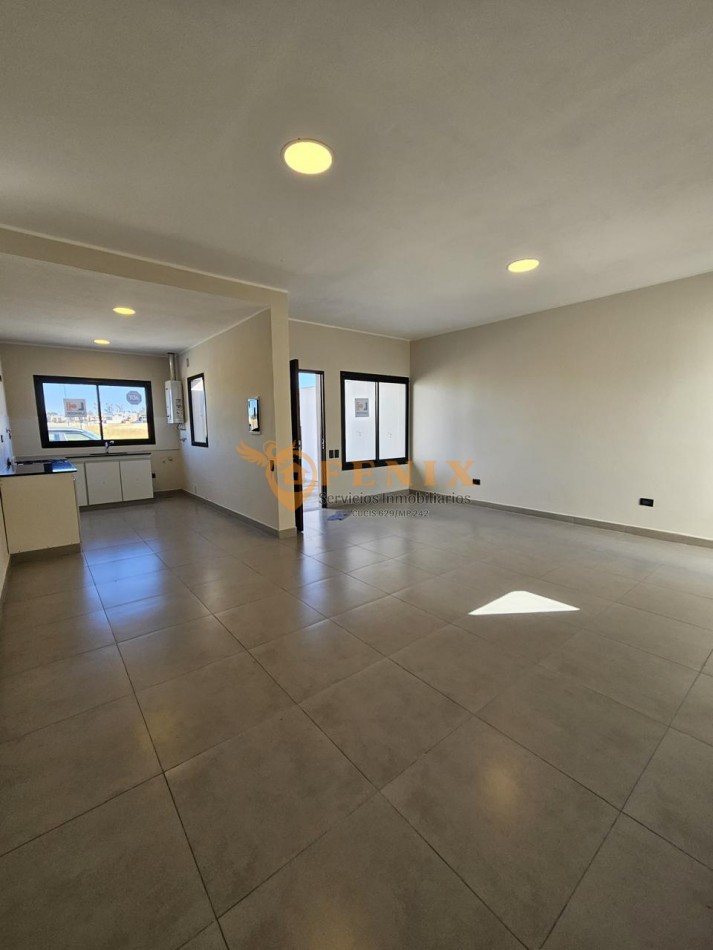 CASA EN VENTA VIA AURELIA