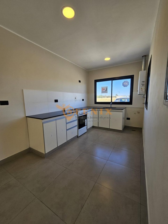 CASA EN VENTA VIA AURELIA