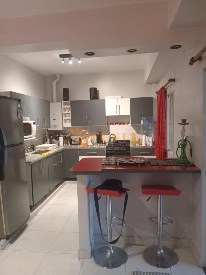 CASA EN VENTA - ESTACION ALVARADO
